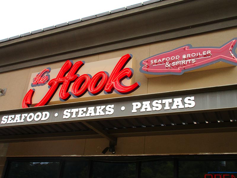 The Hook Seafood Broiler and Spirits